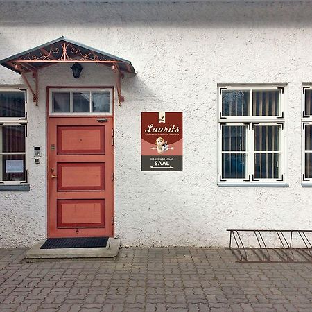 Guesthouse Laurits Kuressaare Exterior foto