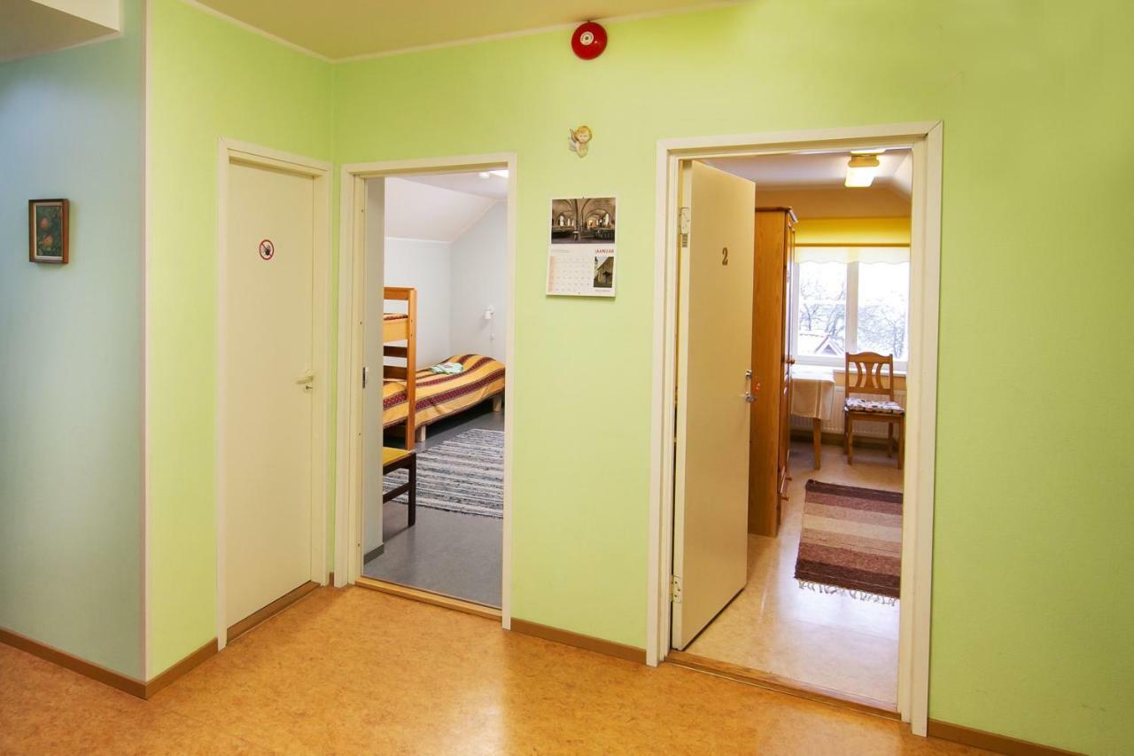 Guesthouse Laurits Kuressaare Exterior foto